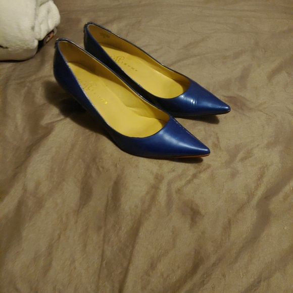Ivanka Trump Pumps, Sz 9 - Picture 2 of 4